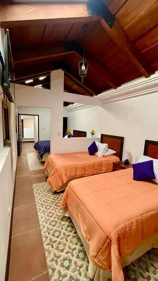 Hotel Posada El Arcangel Antigua Exteriör bild