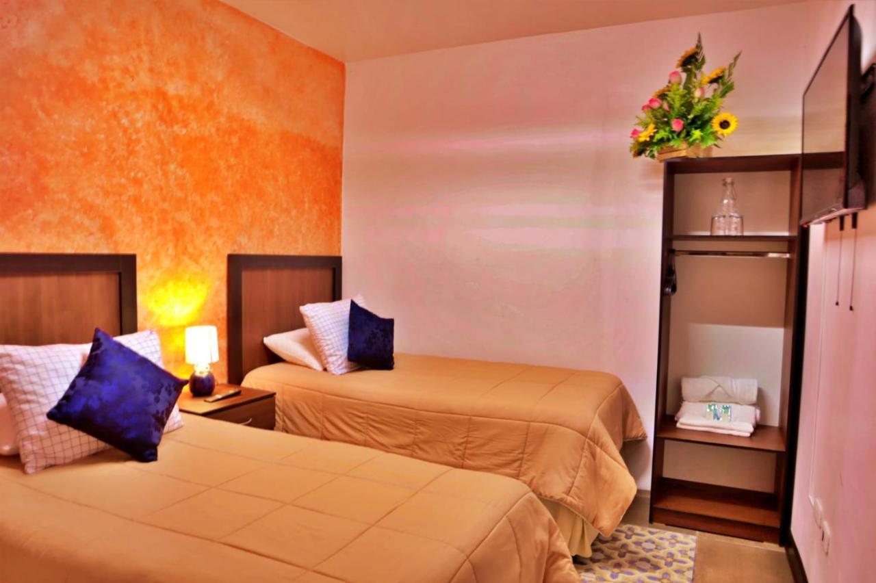 Hotel Posada El Arcangel Antigua Exteriör bild