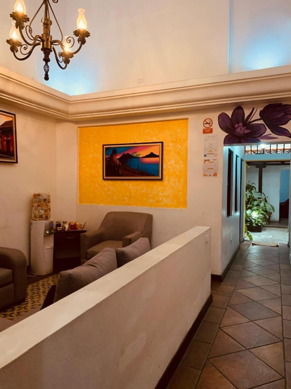 Hotel Posada El Arcangel Antigua Exteriör bild